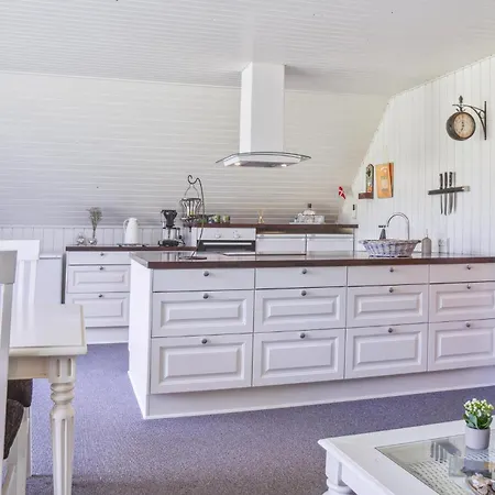 2 Bedroom Amazing In Сasa de vacaciones